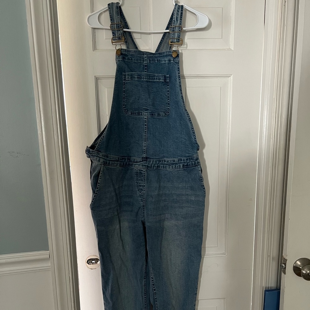 Bandai maternity overalls